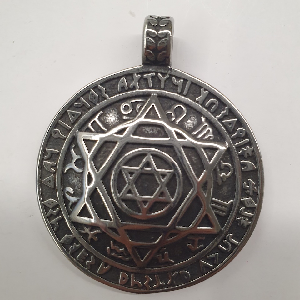 111101 Star of David Rune Badge pendant