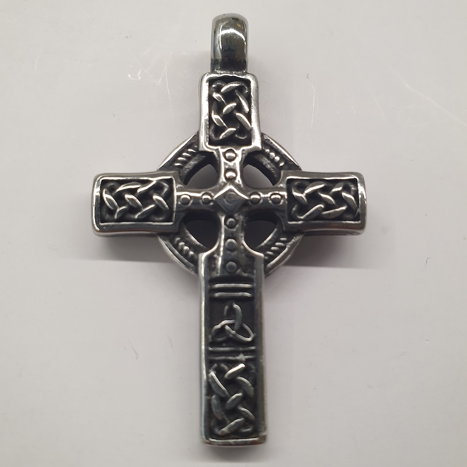 111116 Celtic Cross pendant